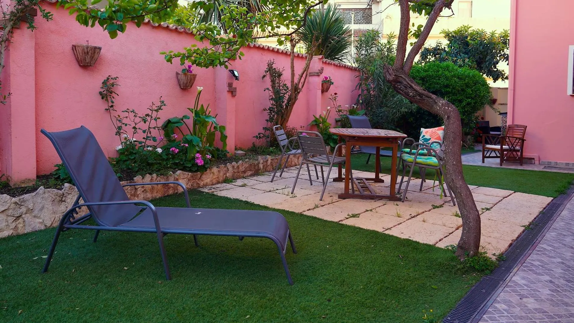 Flowery Inn Villa Alghero Italien