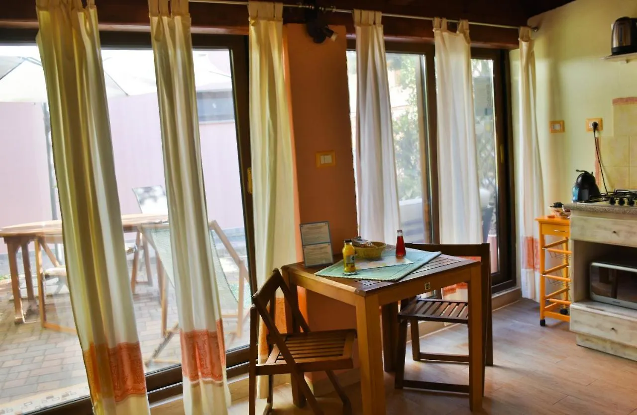 Flowery Inn Villa Alghero Aparthotel